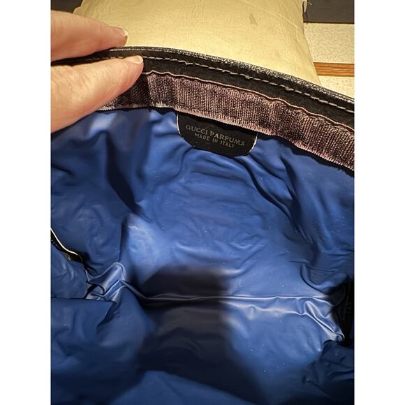 Vintage Gucci Parfums GG monogram clutch bag with a navy and red stripe - Picture 10 of 10